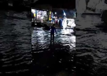 طوفان في حي صبرا في بيروت